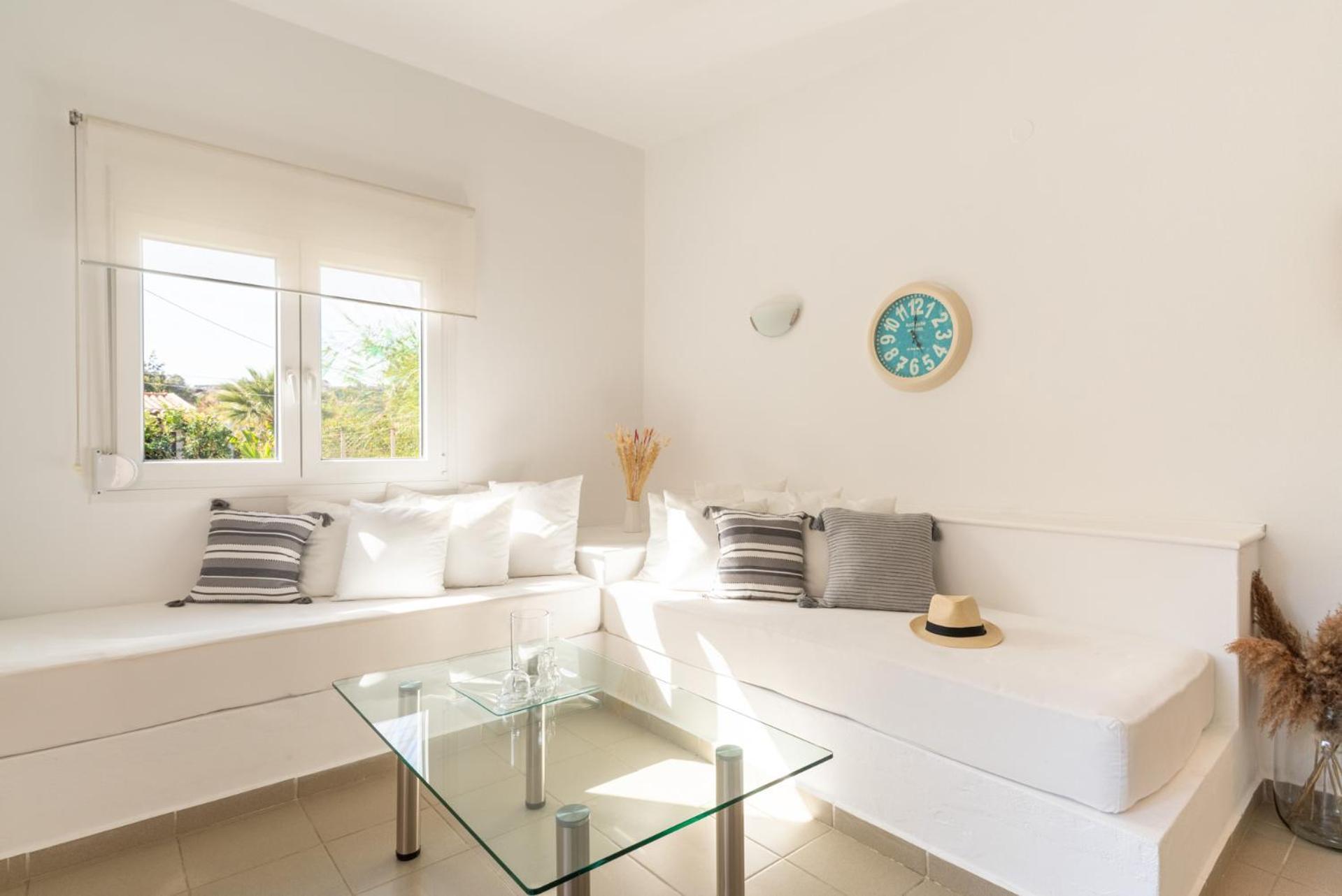 Elio A 1Bdr Apt With Garden 1 Min From The Beach By Hospi Heraklion  Exterior photo